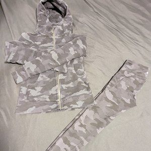 Charcoal Camo LuLuLemon Set